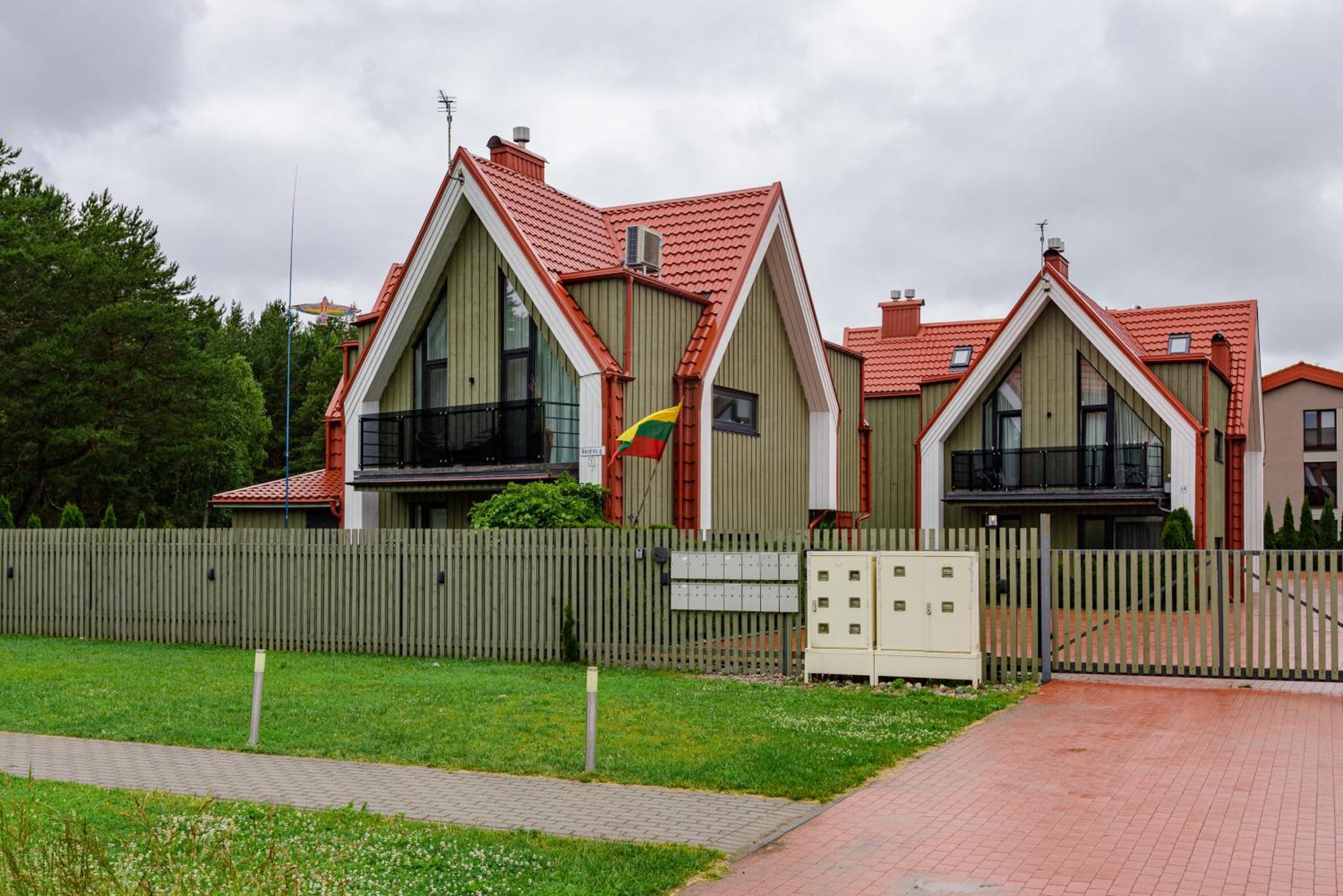 Zalia Kopa Apartamentai Salia Juros Palanga Exterior photo